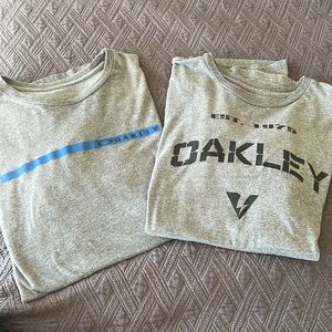 Oakley Short Sleeve T-shirt Size XXL gray GUC